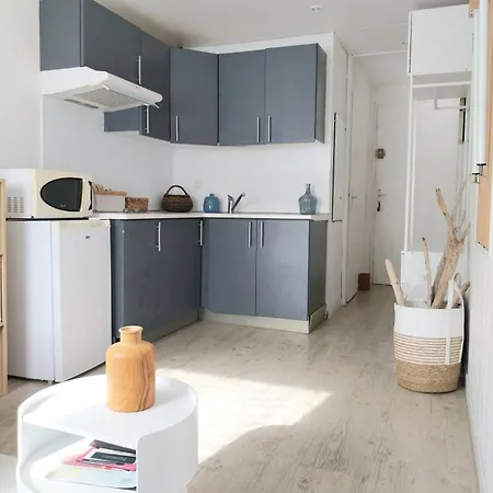 Cosy Avec Piscine Et Parking à * Gruissan